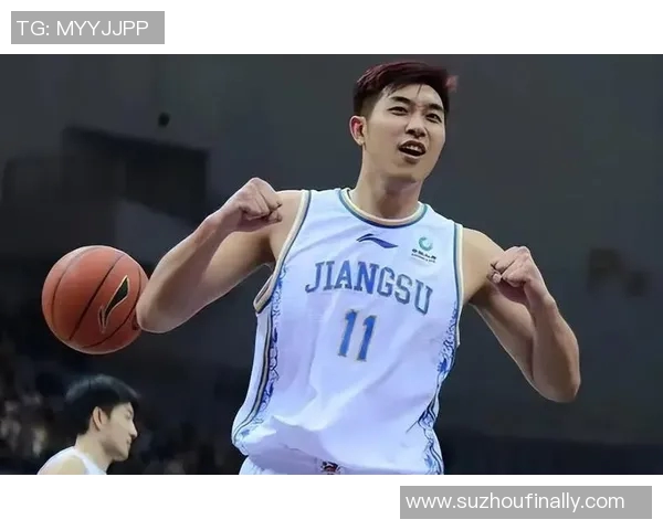 吴冠希：从篮球场上的拼搏到生活中的坚持，展现不一样的奋斗精神与人生哲学