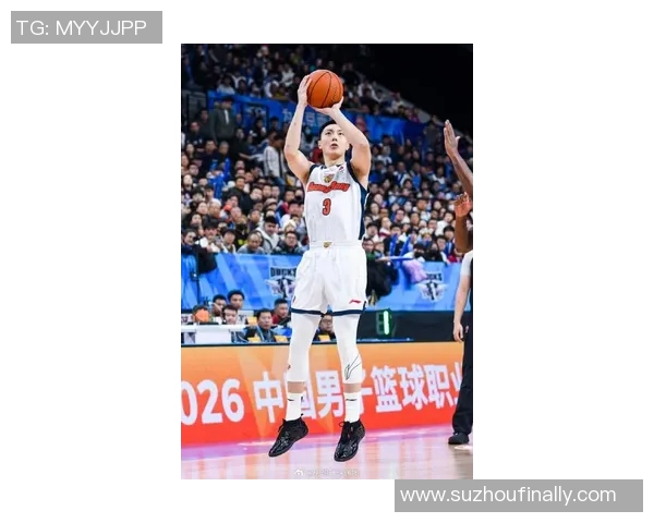 胡明轩的篮球之路：从青涩少年到CBA明星的成长历程与未来展望