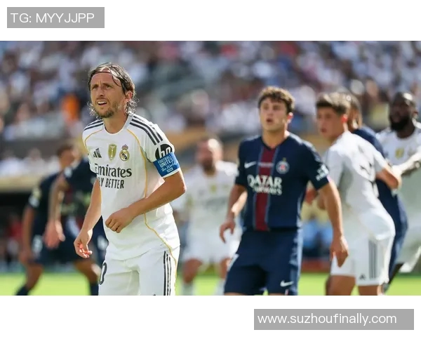 皇马与大巴黎精彩对决录像回放全程分析与精彩瞬间重温